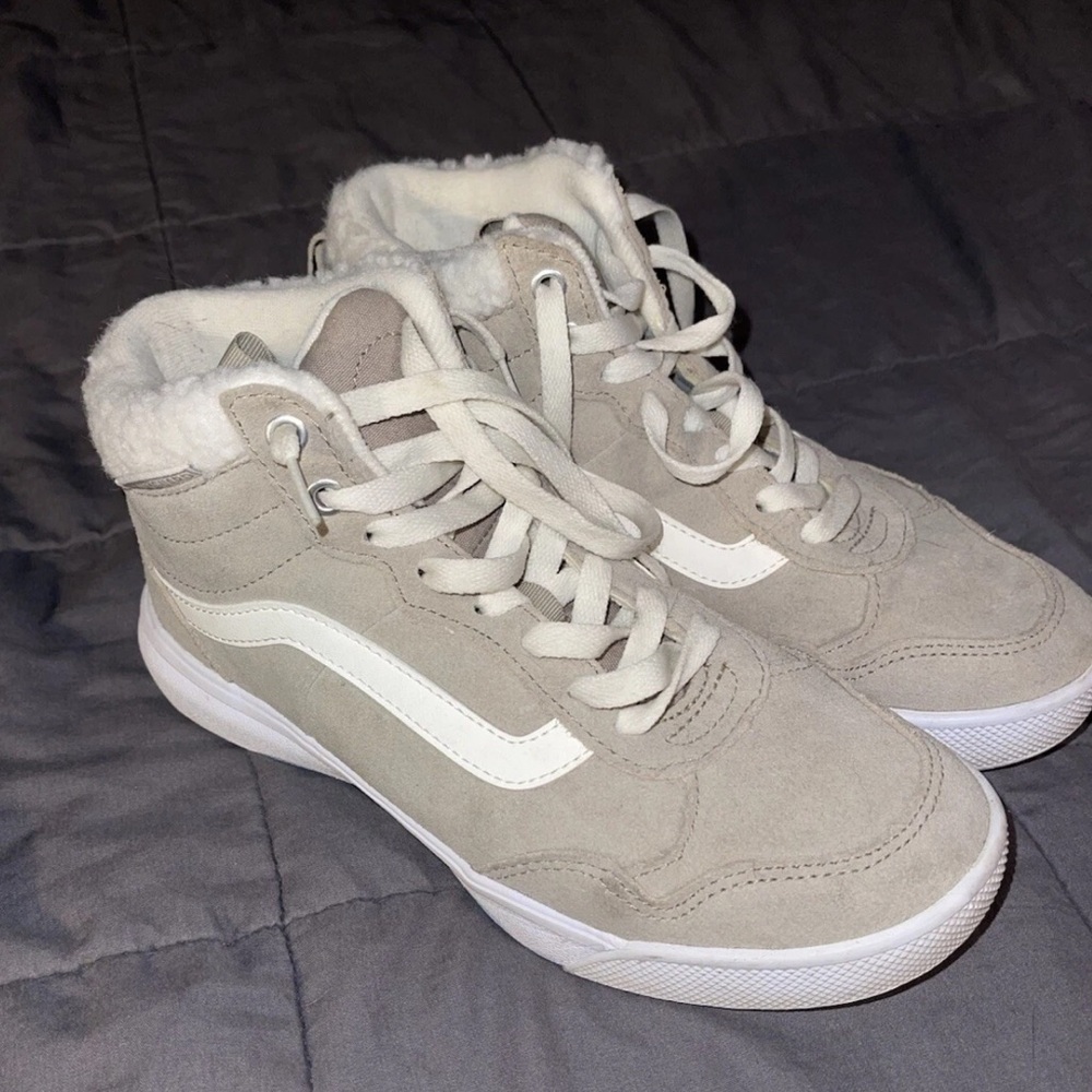 Van’s Taupe and White Fleece-Lined High Top Sneakers women’s size 8.5, with box